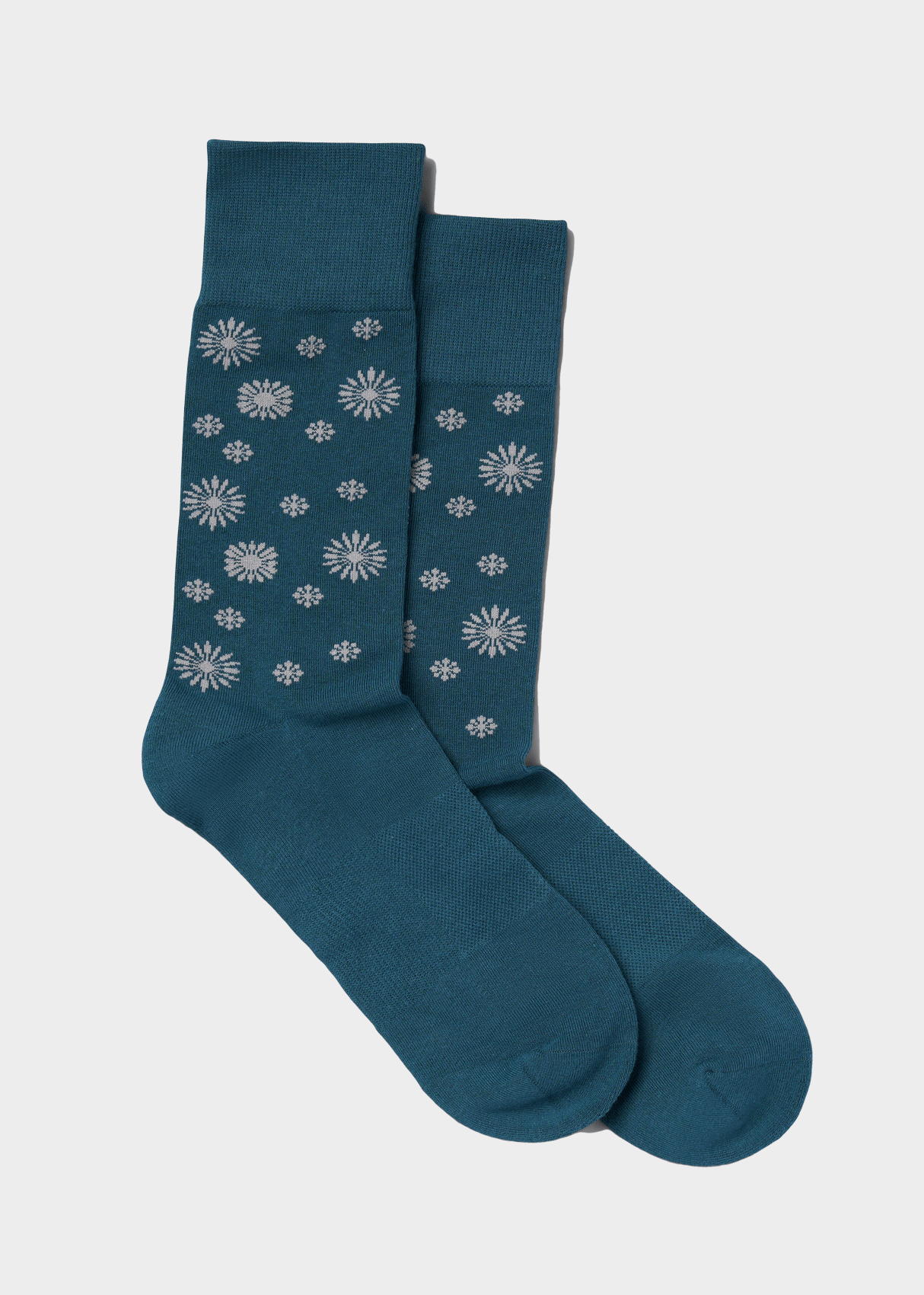 Everyday Comfort Socks | Snowflakes Pattern.