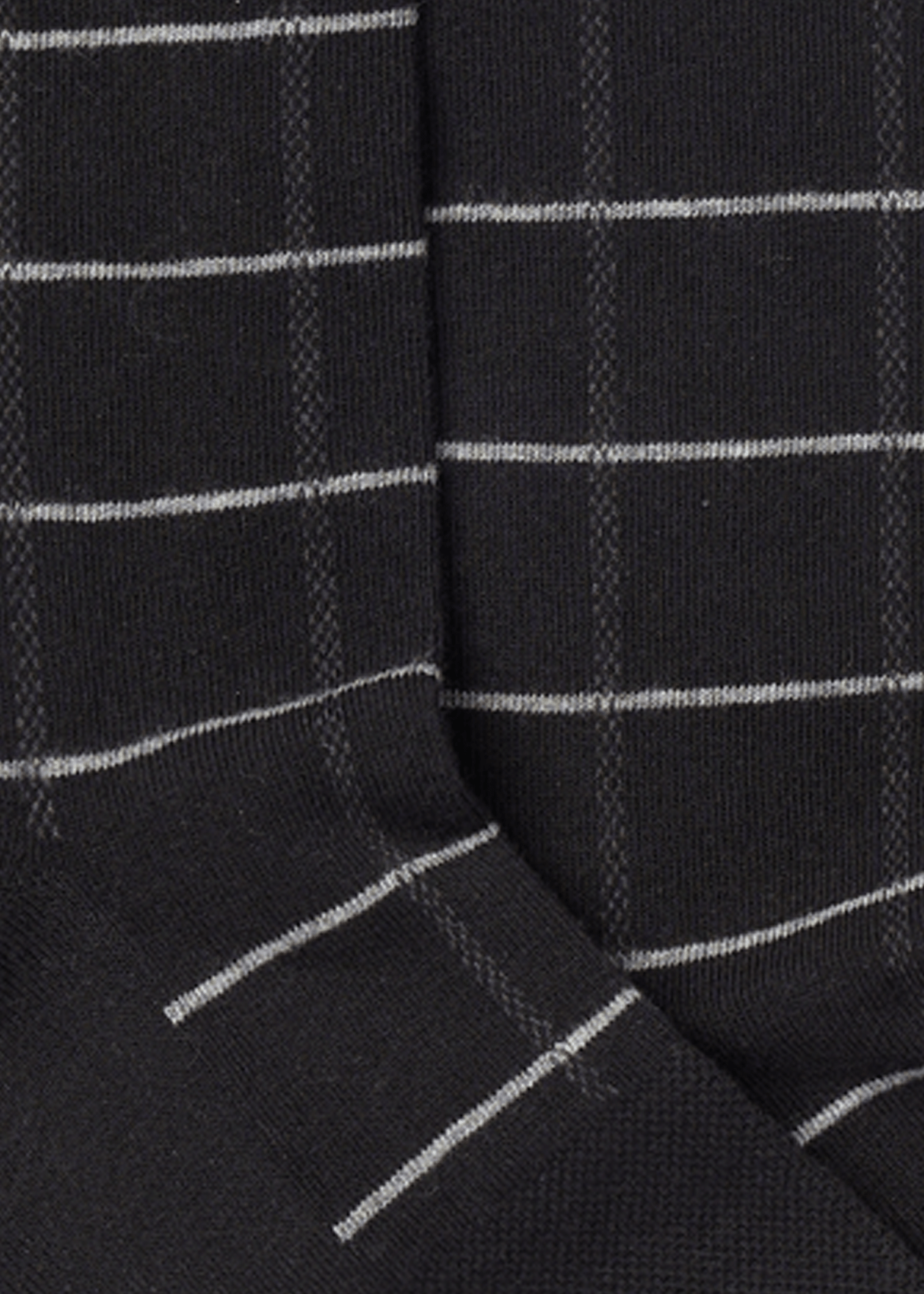 Everyday Comfort Socks | Straight Line Pattern.