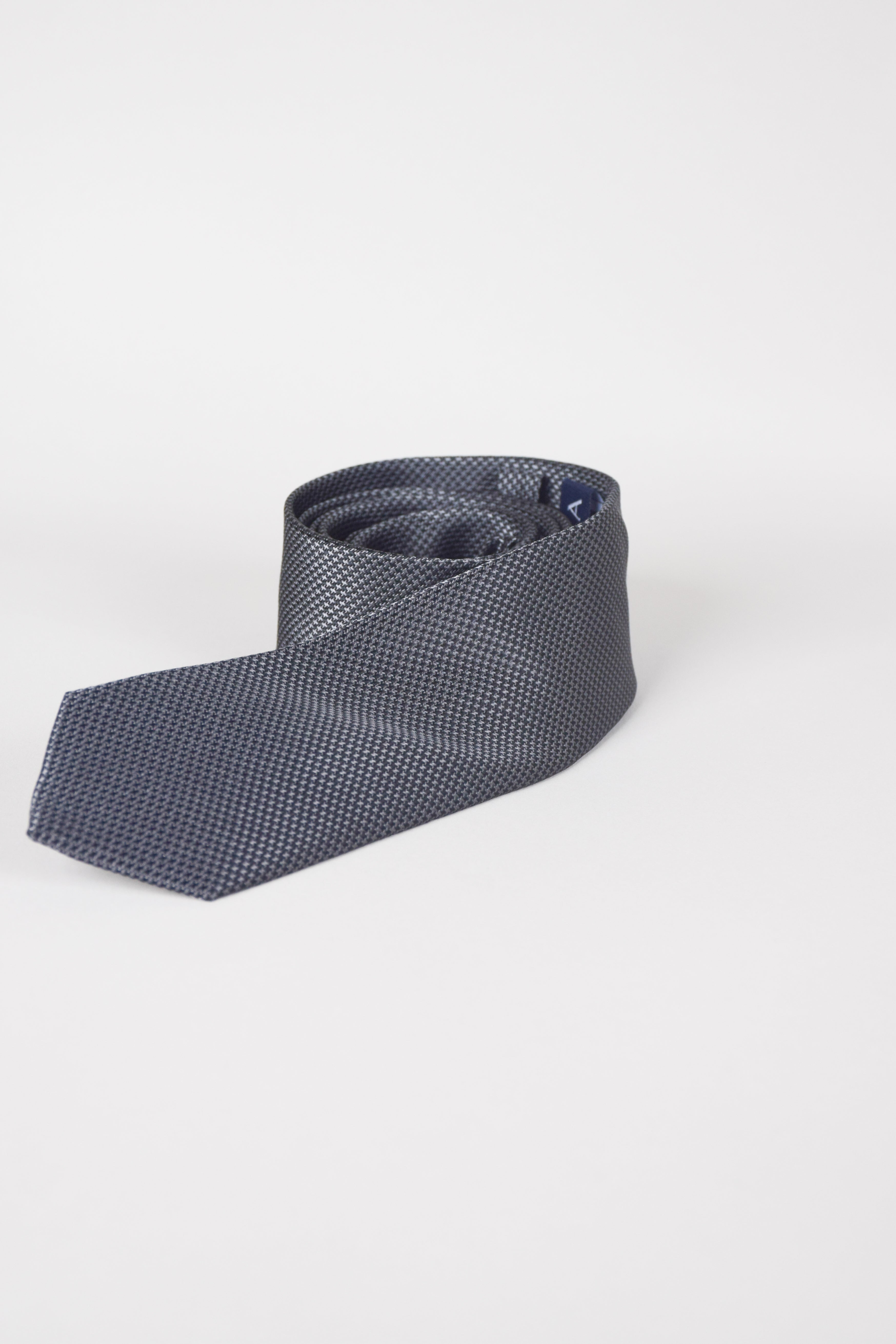 Woven Tie | Pure Silk |  Houndstooth Pattern - Atica Man